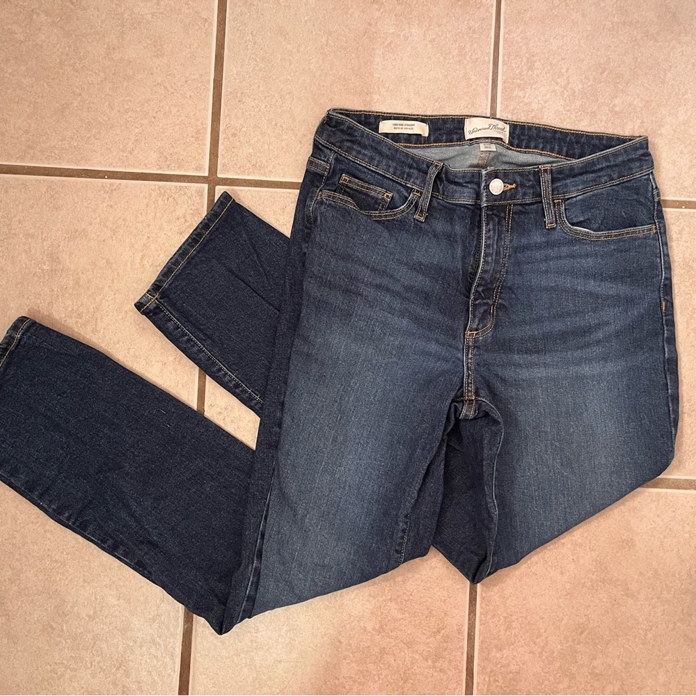 UNIVERSAL THREAD Women’s Jeans Straight Leg Size 6